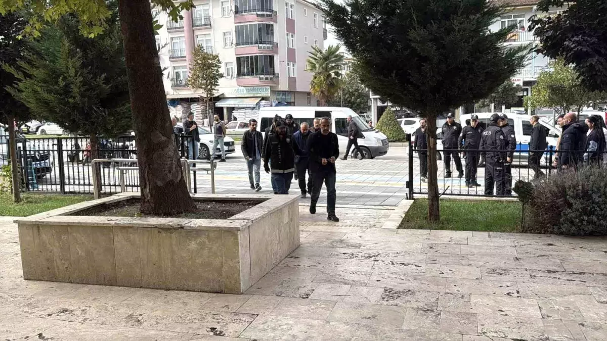 tokatta uyusturucu operasyonu 3 supheli yakalandi Zf5TDjnU.jpg