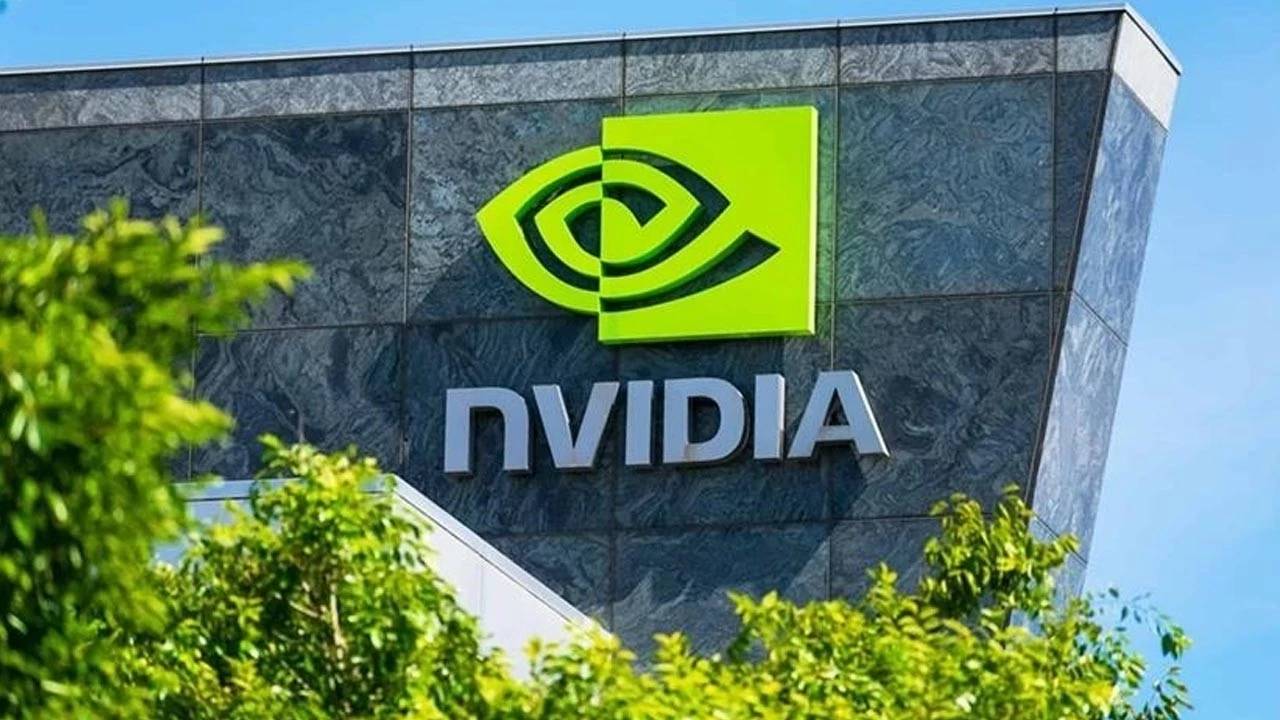Yapay zekâ çip üreticisi Nvidia’dan rekor: 5 trilyon dolarlık piyasa değerine yaklaştı