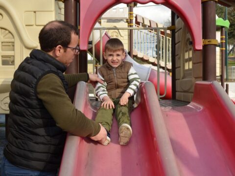 DMD Hastası Çocuk İçin Toplanan Yardım Kumbaraları Çalındı