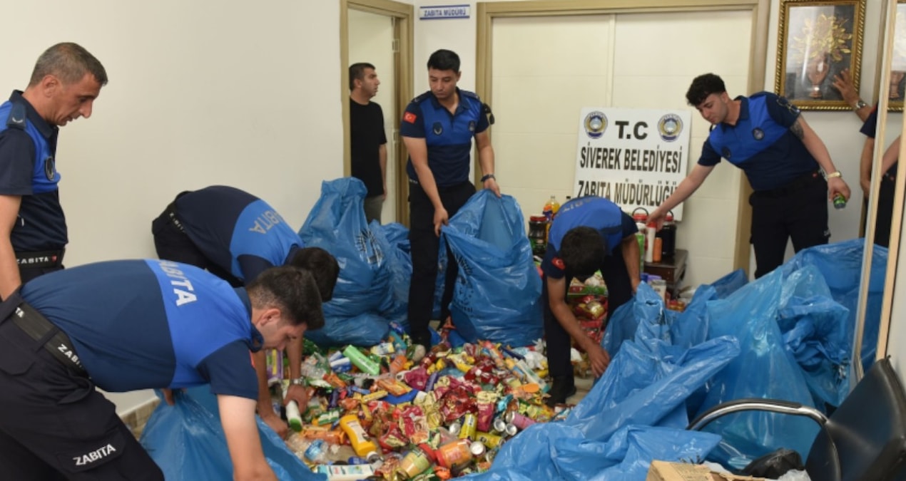 Cocuklarin en sevdigi abur cuburlar icinde tam 5 ton urun bozuk cikti PF6LvZY9